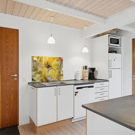 Gittel - 200m From The Sea By Interhome Rønne